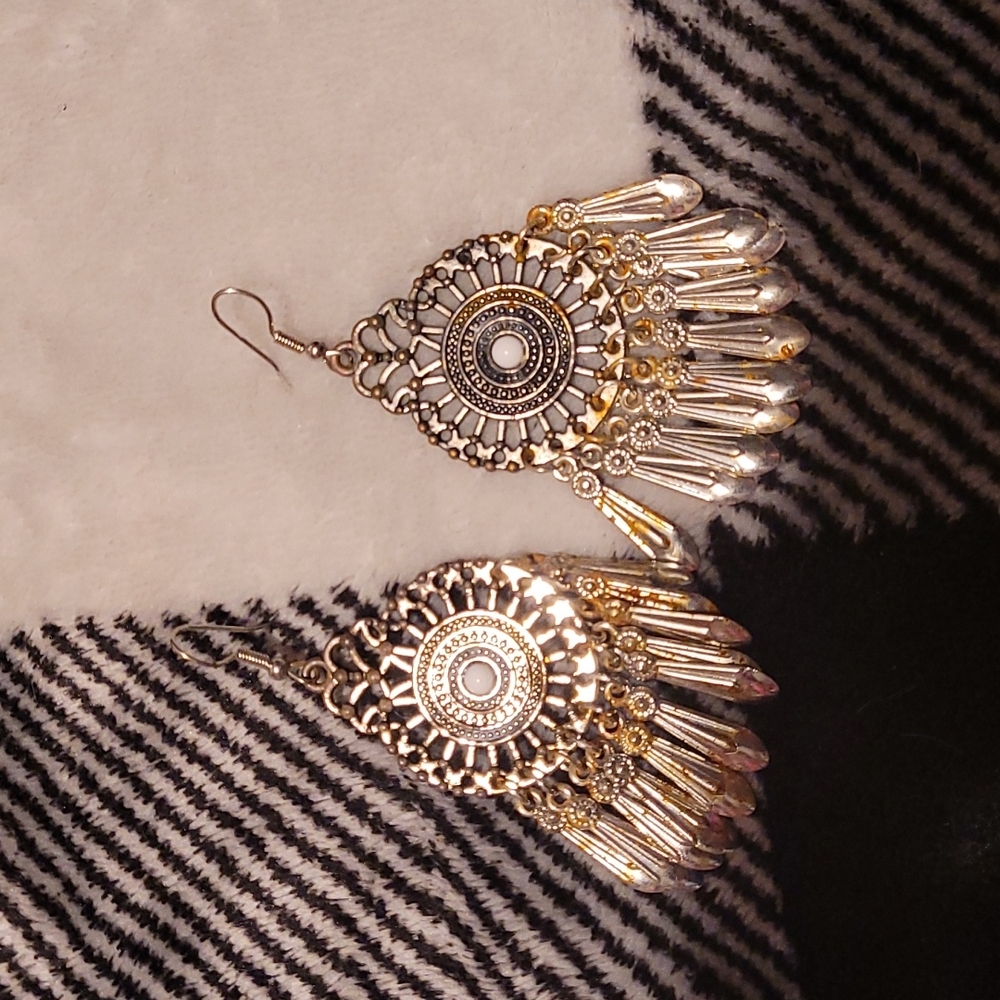 Earings